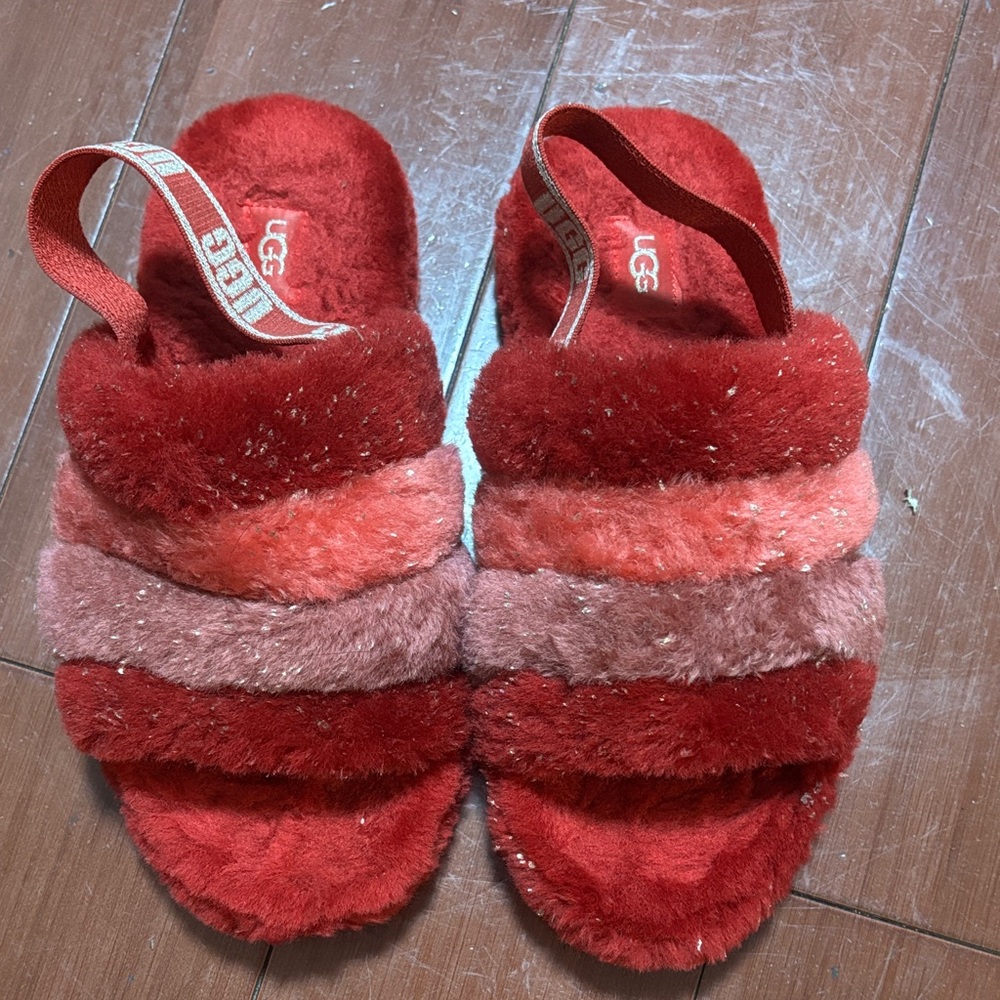 UGG Fluff Slide Sandals in Red and Pink Ombre